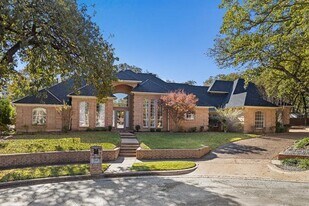 920 Cat Hollow Ct in Keller, TX - Building Photo