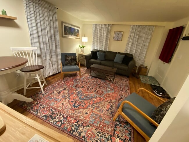 98 Grant St in Burlington, VT - Building Photo - Building Photo