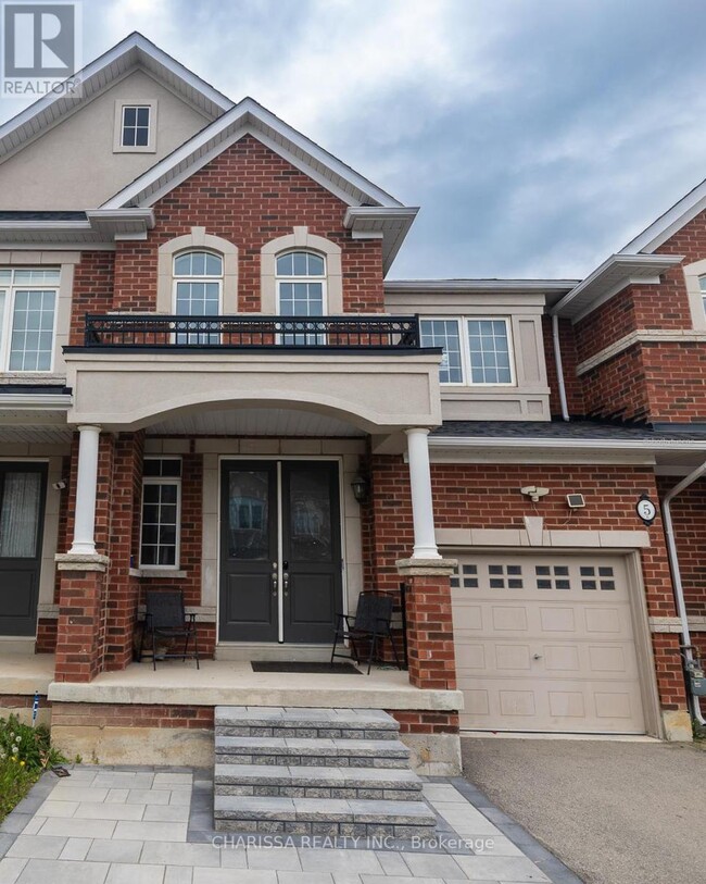 property at 5 Heming Trl
