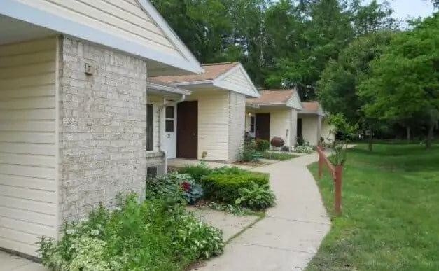 1008 Hayden Pl in Logan, OH - Building Photo - Building Photo