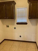 11316 SW 37th St in Mustang, OK - Building Photo - Building Photo