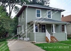 1012 Ontario St in Lansing, MI - Building Photo