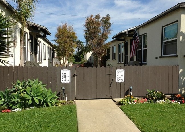 Washington Place Apartments