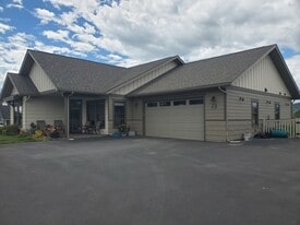 73 Wind River Dr in Kalispell, MT - Building Photo