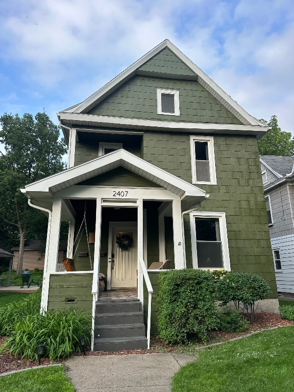 property at 2407 Fillmore St NE