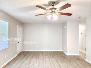 10202 Hamilton Glen in Jonesboro, GA - Building Photo - Building Photo