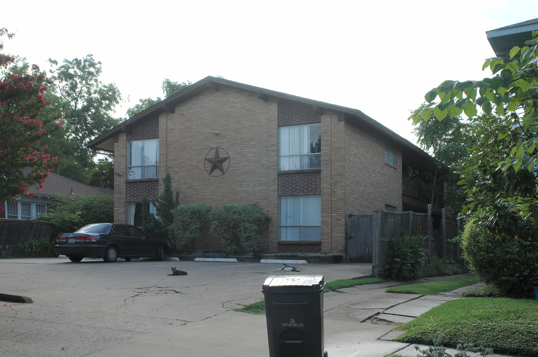 5826 VICTOR STREET in Dallas, TX - Foto de edificio