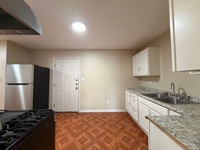 1618 Birch Pl in Corpus Christi, TX - Building Photo - Building Photo