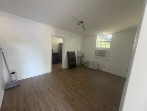 1315 Laird St, Unit B in Key West, FL - Building Photo - Building Photo