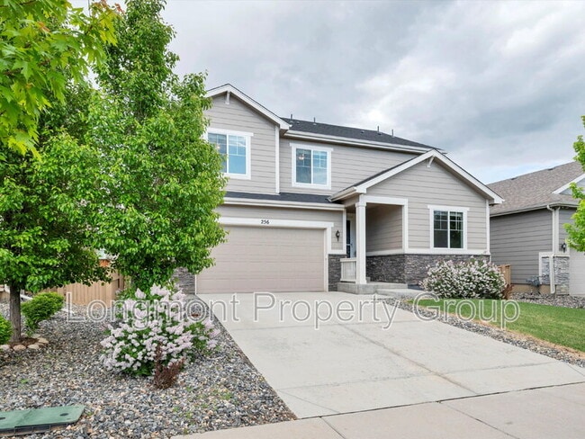 256 Western Sky Cir in Longmont, CO - Building Photo - Building Photo