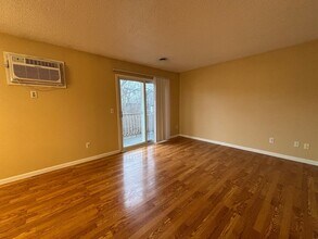 942 Wescott Trail in Eagan, MN - Building Photo - Building Photo