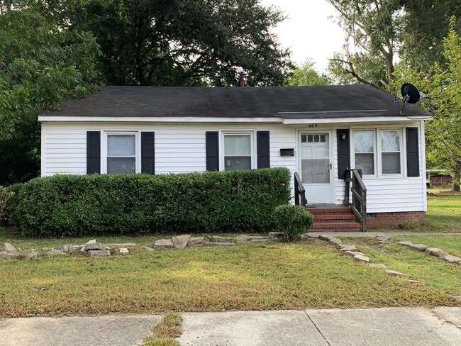 property at 609 Martin Luther King Jr Dr