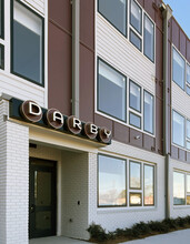 Mid Castle in Wilmington, NC - Building Photo - Building Photo