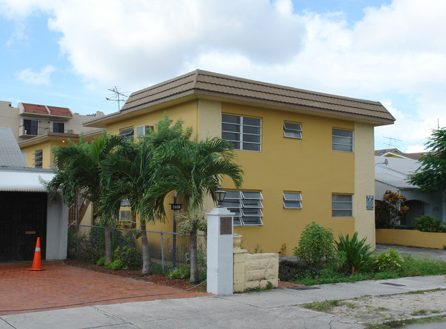 1928 SW 6th St in Miami, FL - Building Photo - Building Photo