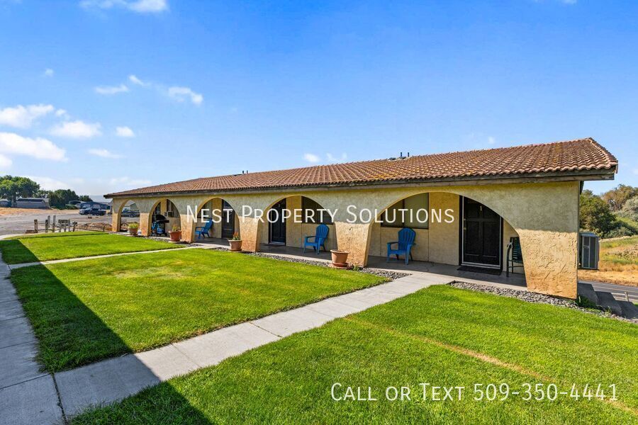 101 Wildflower St NE in Royal City, WA - Building Photo