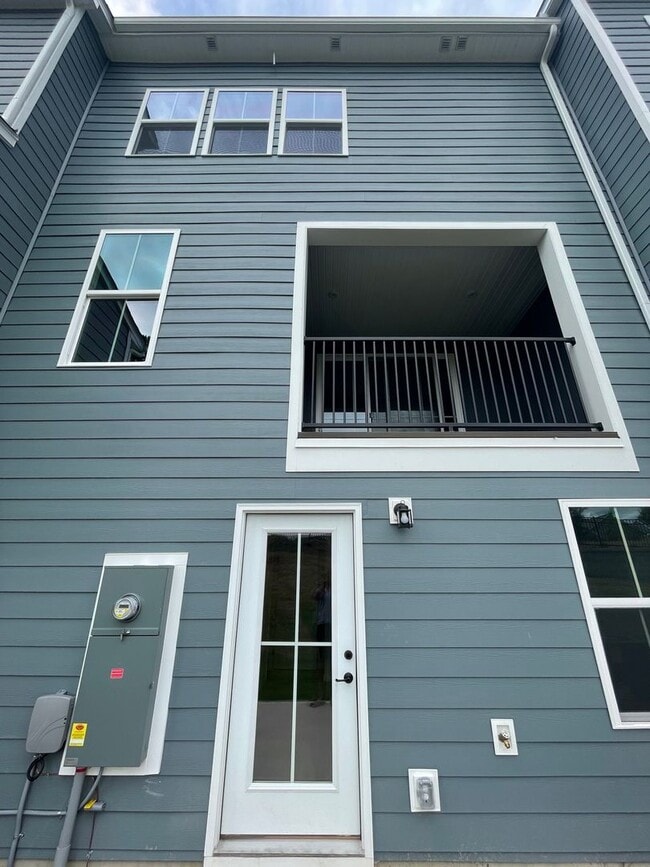 property at 640 Crudent Rd