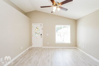 9591 Lupine Ave in Orlando, FL - Building Photo - Building Photo