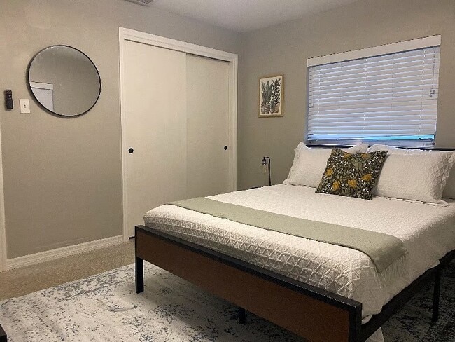 1205 E 24th Ave in Tampa, FL - Foto de edificio - Building Photo