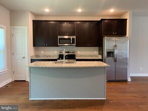 54 Andrews Pl in Fredericksburg, VA - Building Photo - Building Photo