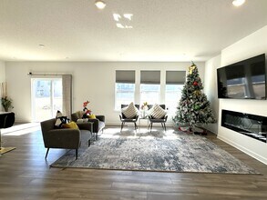 22525 Wood Ln in Rogers, MN - Building Photo - Building Photo