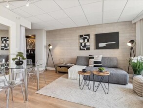 2670 E Sunrise Blvd in Fort Lauderdale, FL - Building Photo - Building Photo