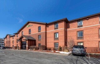 Furnished Studio-Des Moines - West Des Moines in West Des Moines, IA - Building Photo