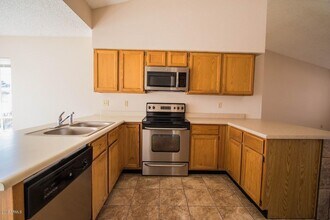 14318 N 78th Dr in Peoria, AZ - Building Photo - Building Photo