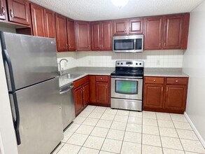 30 Revere Beach Pky, Unit 112 in Medford, MA - Building Photo - Building Photo