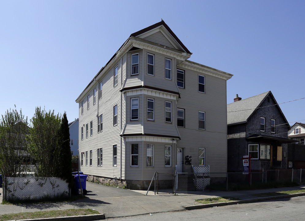 104 Tallman St in New Bedford, MA - Foto de edificio