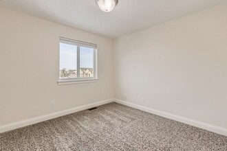 8334 Goldenrod Ln N in Maple Grove, MN - Building Photo - Building Photo