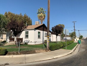 1000 Woodrow Ave in Bakersfield, CA - Building Photo - Building Photo