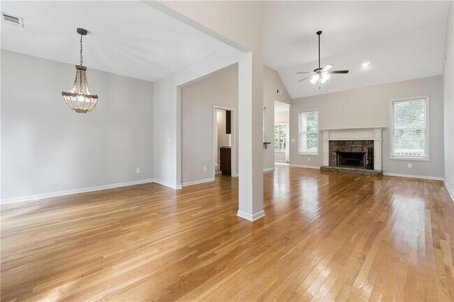 40 Laurel Way in White, GA - Building Photo - Building Photo