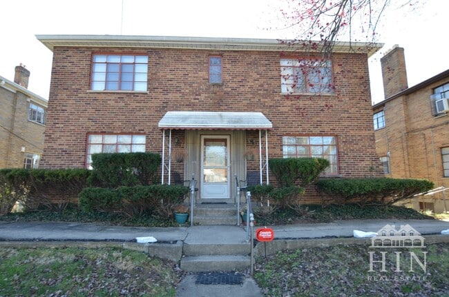 7204 Reading Rd, Unit 4 in Cincinnati, OH - Building Photo - Building Photo