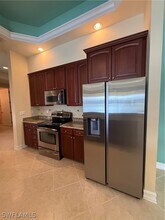 7168 Lemuria Cir in Naples, FL - Building Photo - Building Photo