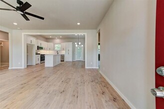 705 Rolling Meadow Dr in Noble, OK - Building Photo - Building Photo