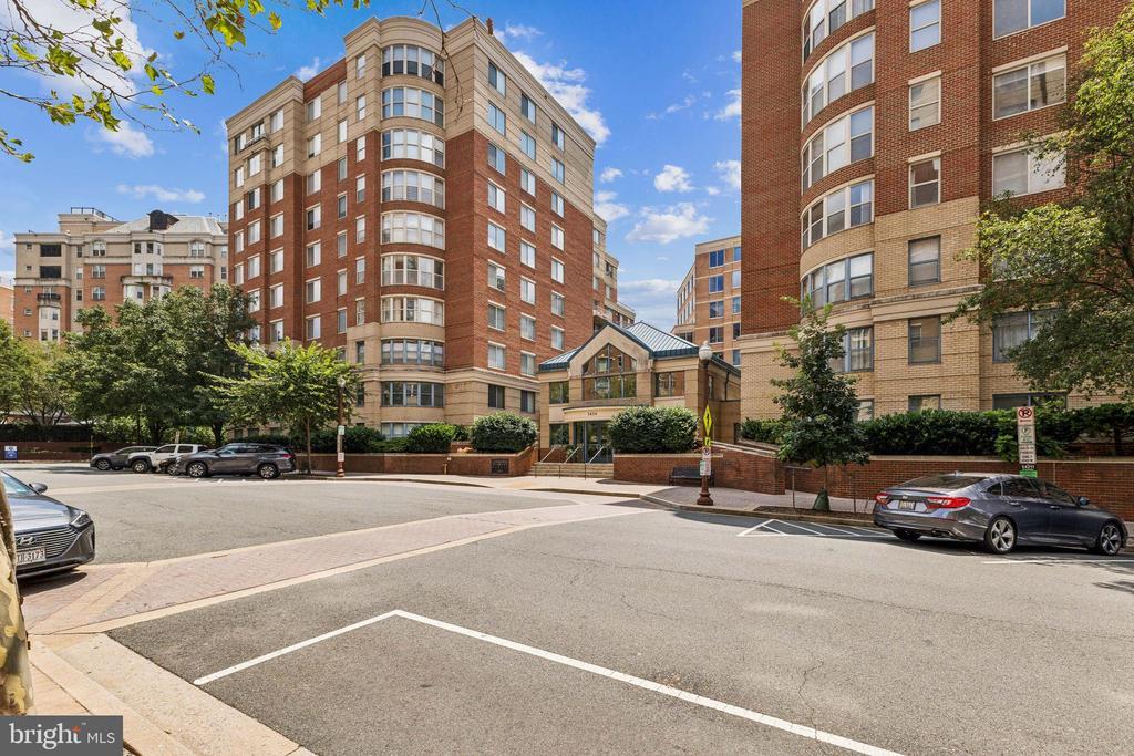 3830 9th St N in Arlington, VA - Building Photo
