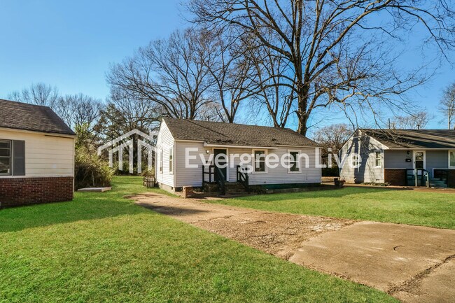 1597 Michael St in Memphis, TN - Foto de edificio - Building Photo