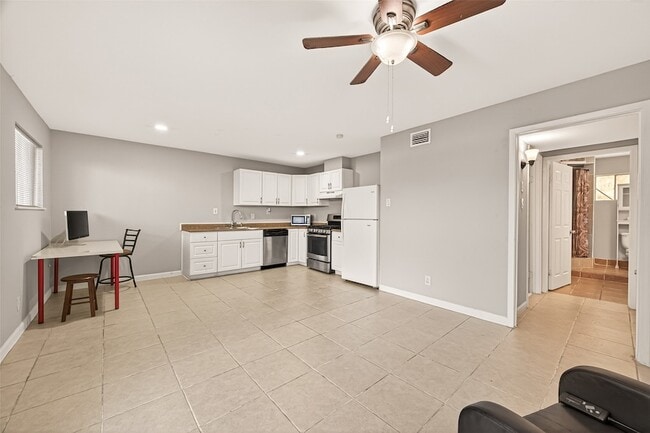 property at 1529 Wirt Rd