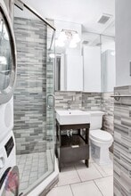 53 Leroy St in New York, NY - Building Photo - Building Photo