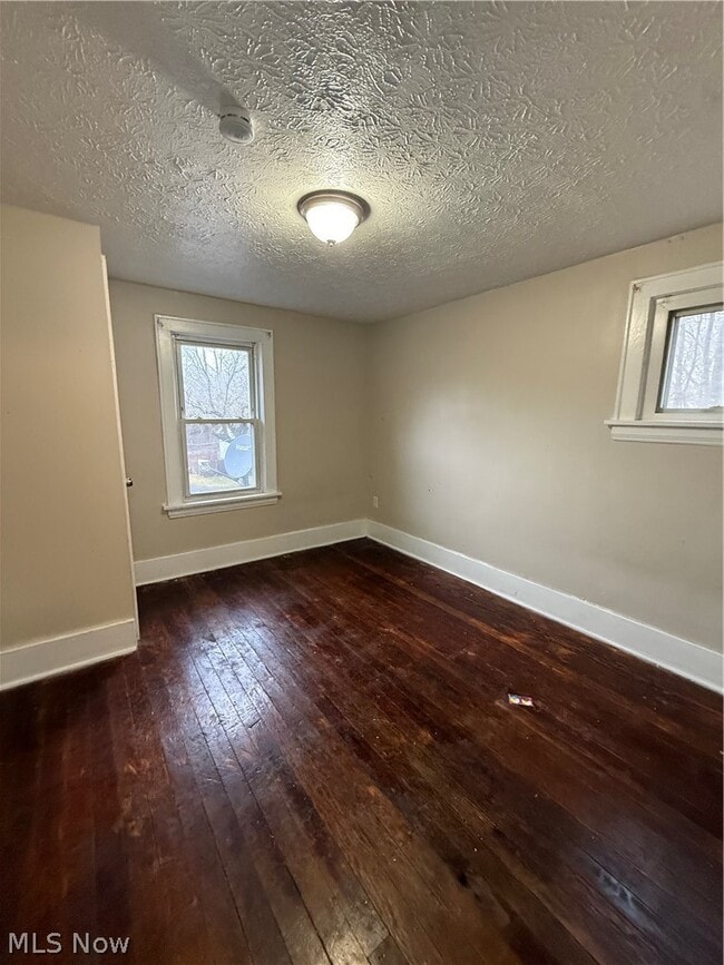 805 Carpenter St in Akron, OH - Building Photo - Building Photo