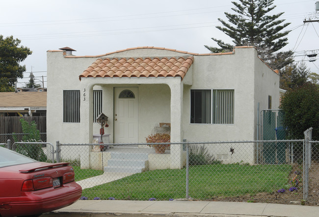 363-365 E McFarlane St in Ventura, CA - Building Photo - Building Photo