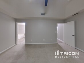 12810 Radiant Run Ct in Jacksonville, FL - Building Photo - Building Photo