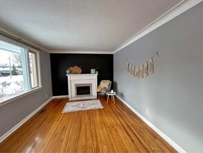 78 Massey Crescent in Sarnia, ON - Building Photo - Building Photo