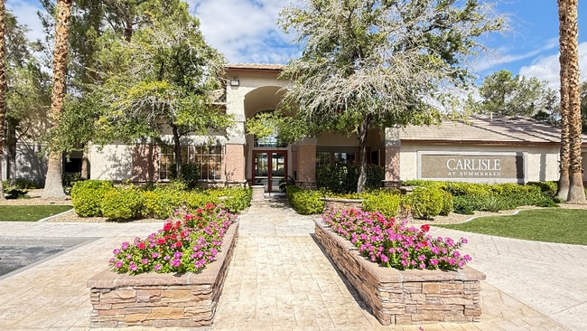 1604 Queen Victoria St in Las Vegas, NV - Building Photo - Building Photo