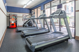 Sawyer Heights Lofts in Houston, TX - Building Photo - Interior Photo