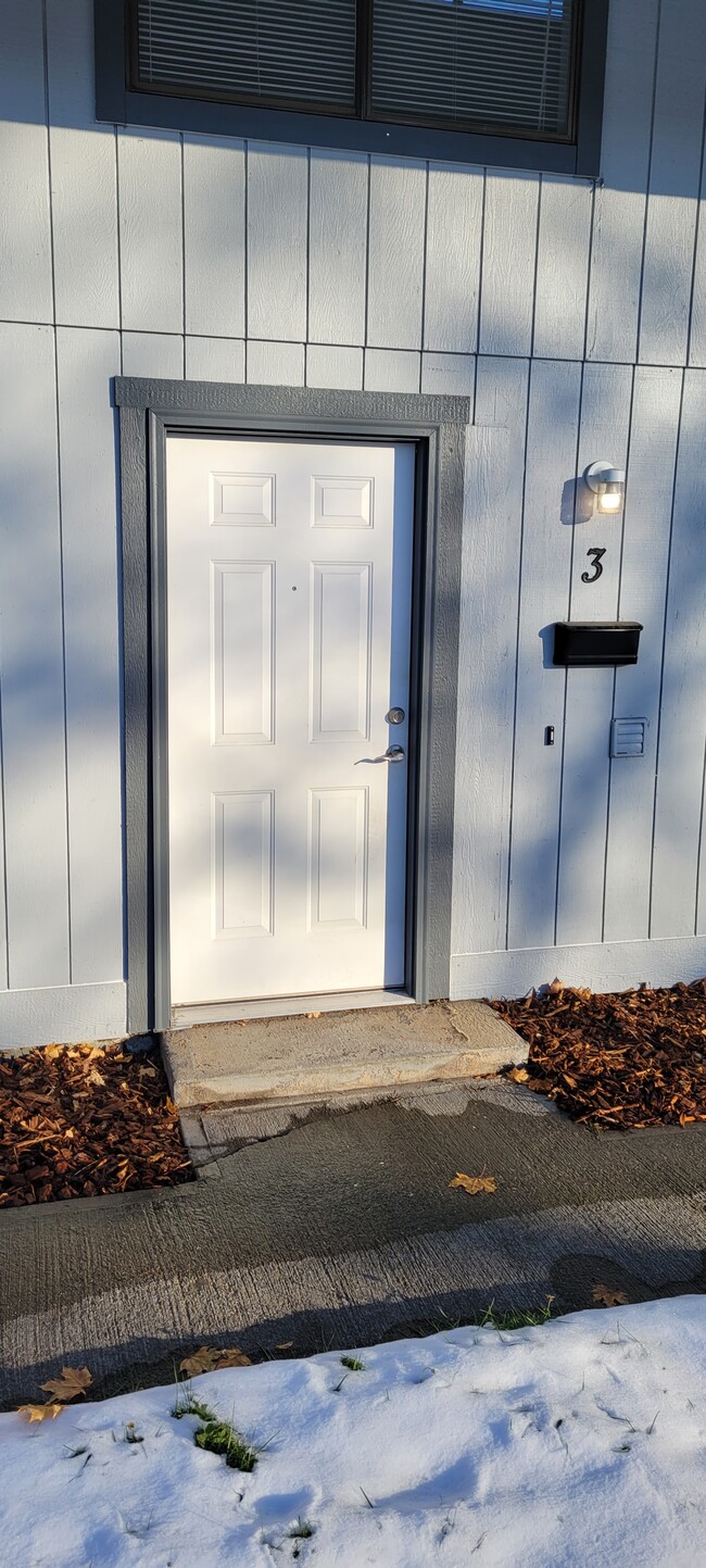 1830 W Maxwell Ave, Unit 2 in Spokane, WA - Building Photo - Building Photo