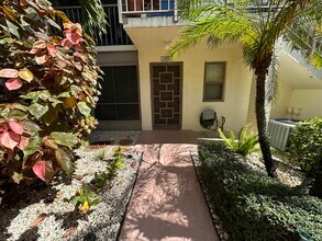 14905 Wedgefield Dr in Delray Beach, FL - Building Photo - Building Photo