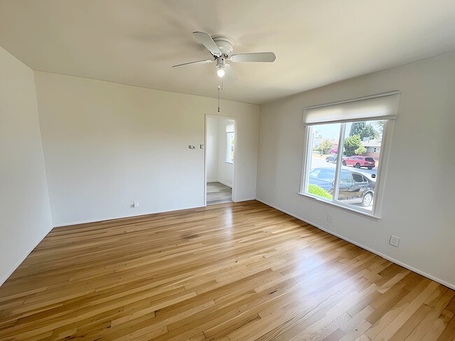 8521 Kittyhawk Ave, Unit 8521