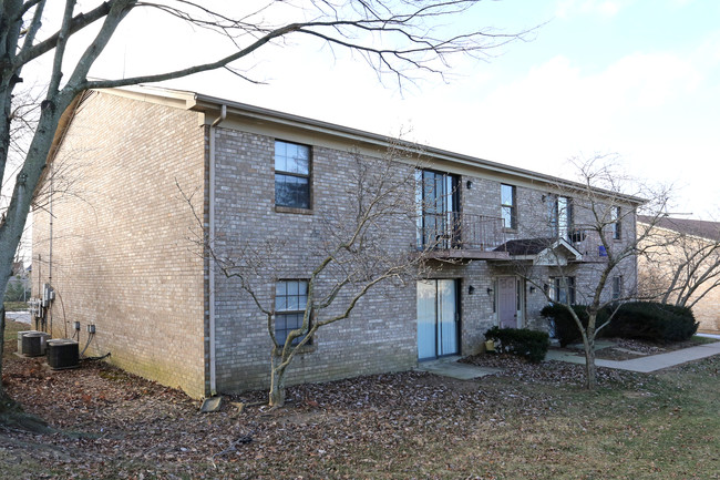 348-360 Redding Rd in Lexington, KY - Foto de edificio - Building Photo