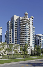 Newport Beach Condominium in Toronto, ON - Building Photo - Building Photo